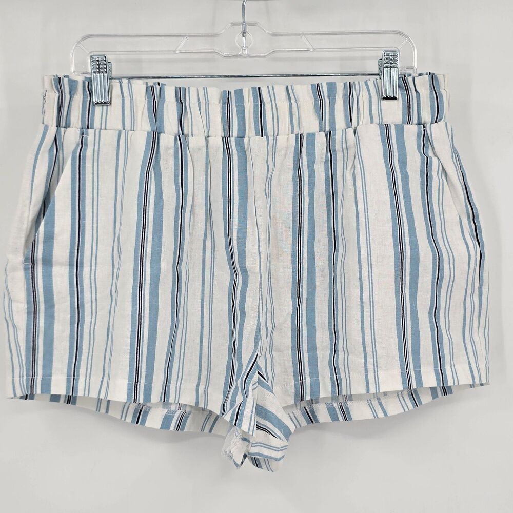 Just Be Blue and White Striped Linen Blend Shorts Size L